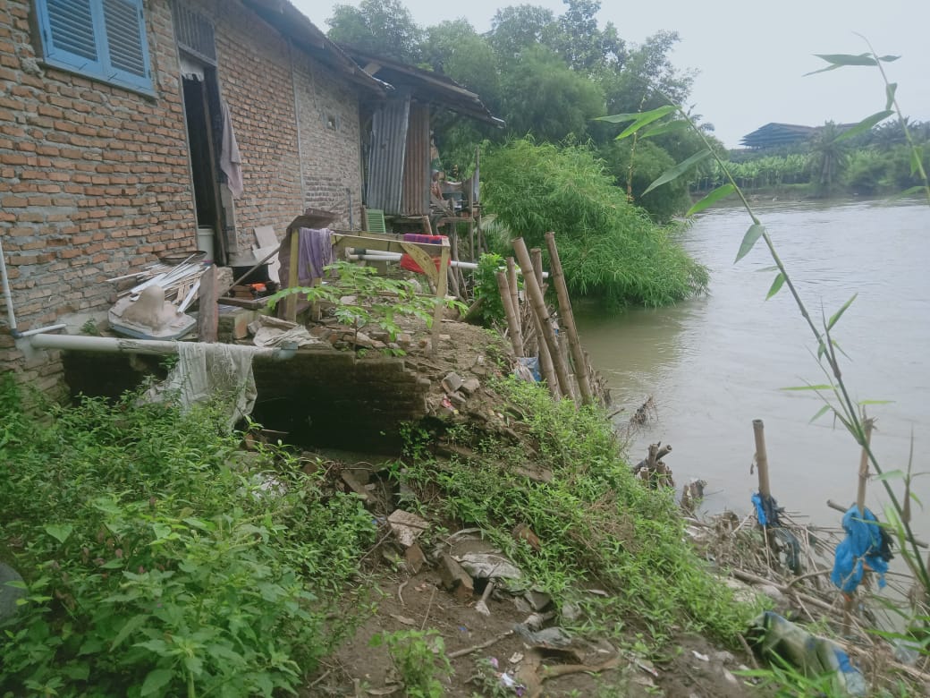 Dinas sosial kota tebing tinggiPeninjauan Longsor di Pinggiran Sungai Padang, Padang Hilir